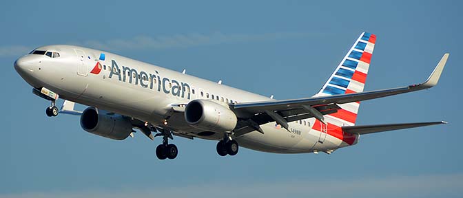 American Boeing 737-823 N949NN, Los Angeles international Airport, January 19, 2015
